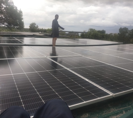 SISTEMA DE ARMAZENAMENTO BESS DE 100KW + 150KWH NO QUÊNIA